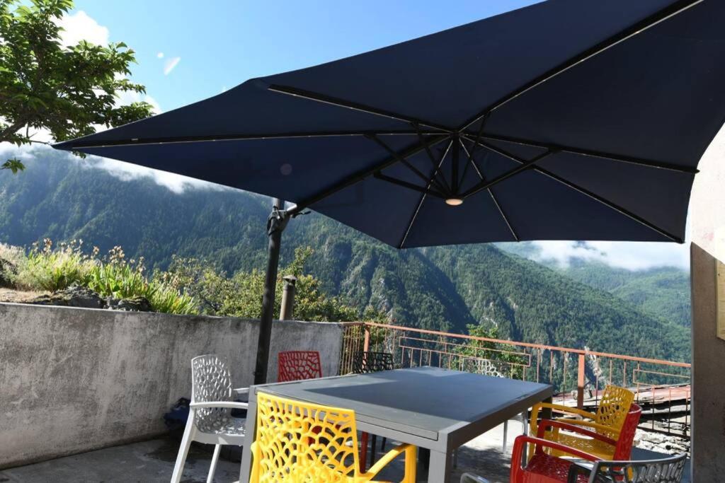 Logement Renove Avec Vue Panoramique La Saussaz Ngoại thất bức ảnh